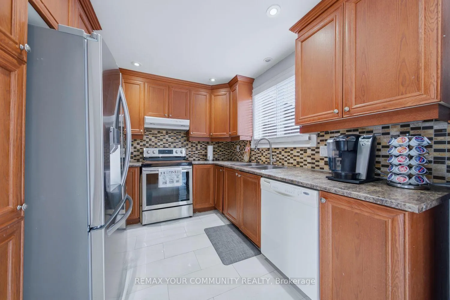 Photo 20 of 130 Andrea Lane, Vaughan, East Woodbridge — HOMEH