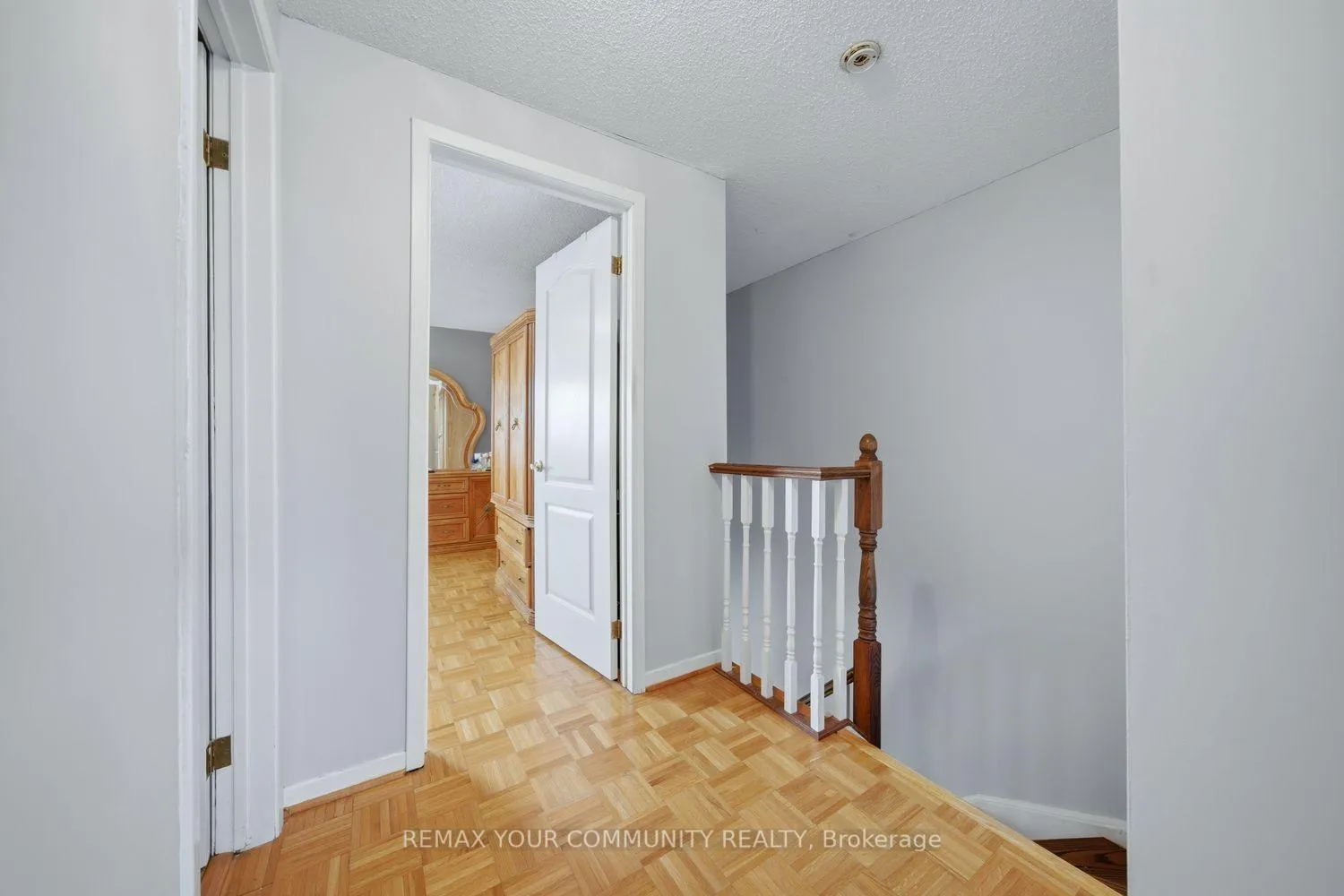 Photo 24 of 130 Andrea Lane, Vaughan, East Woodbridge — HOMEH