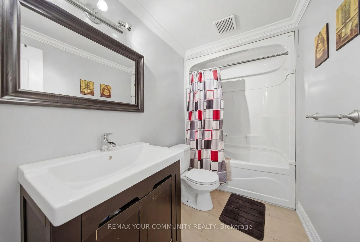 Photo 35 of 130 Andrea Lane, Vaughan, East Woodbridge — HOMEH