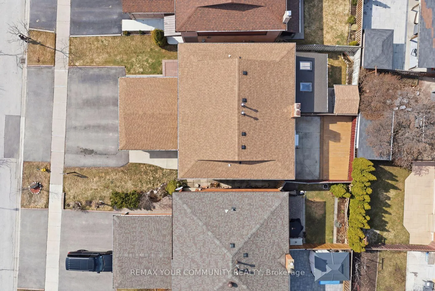 Photo 44 of 130 Andrea Lane, Vaughan, East Woodbridge — HOMEH