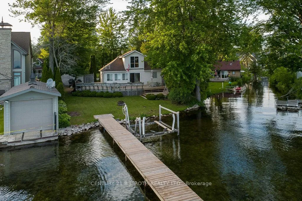 Photo 1 of 2389 Crystal Beach Road, Innisfil, Alcona — HOMEH