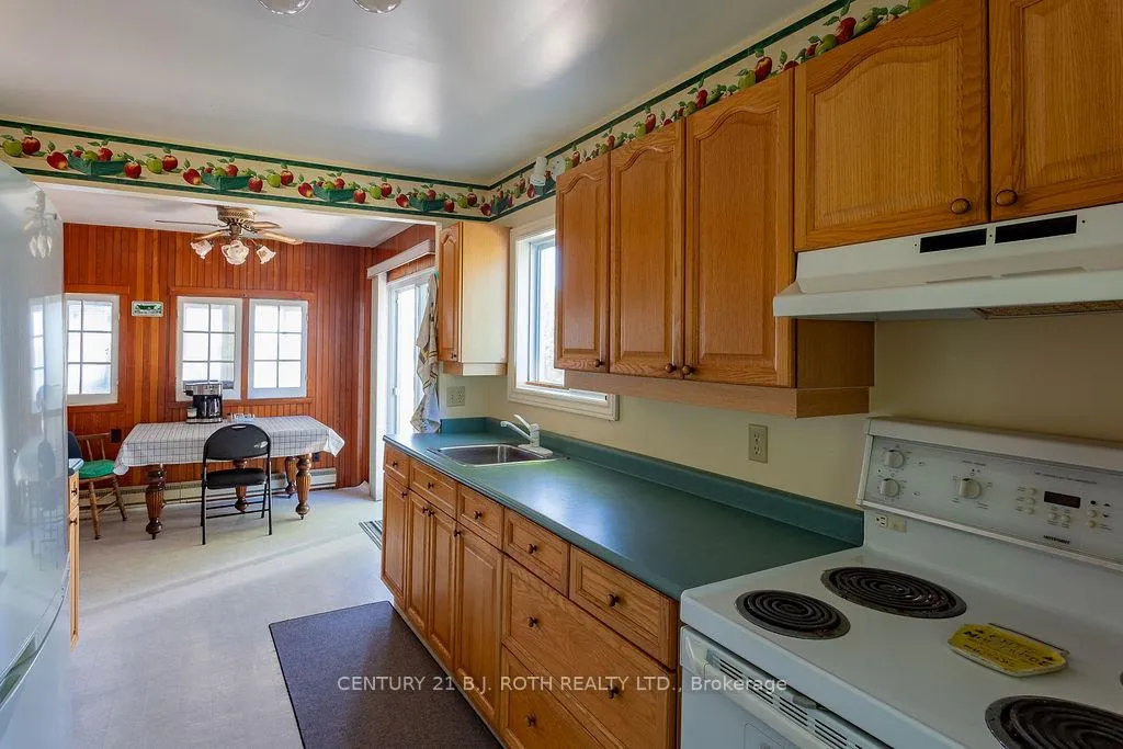 Photo 30 of 2389 Crystal Beach Road, Innisfil, Alcona — HOMEH
