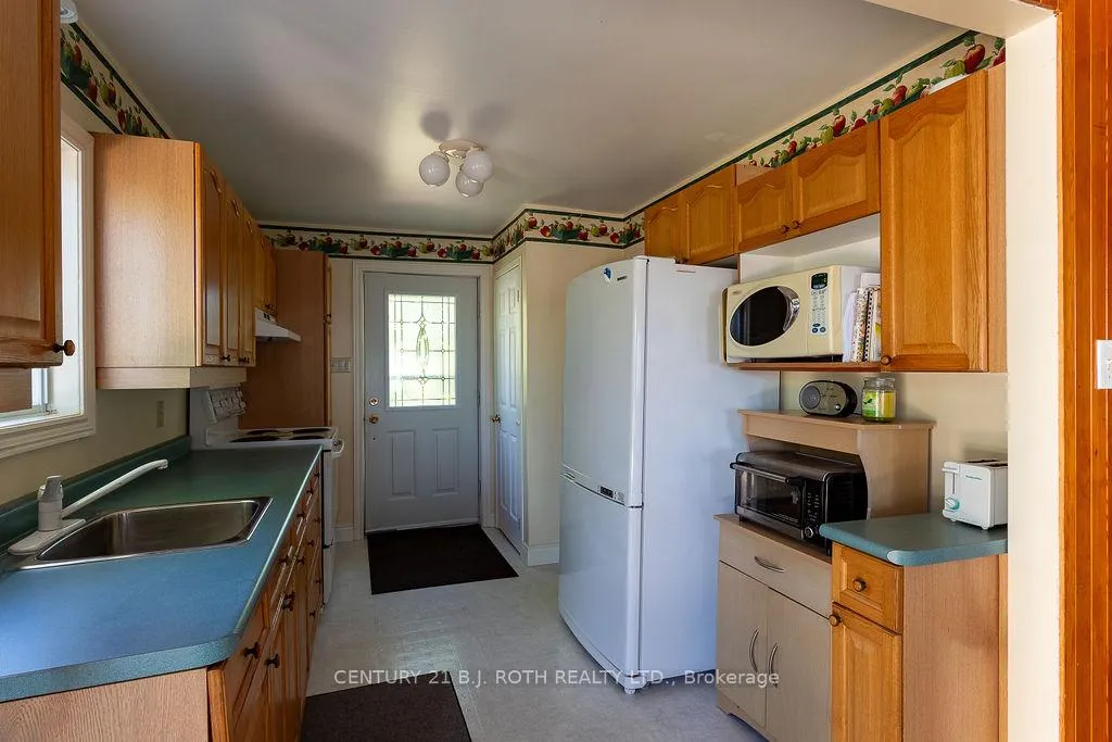 Photo 31 of 2389 Crystal Beach Road, Innisfil, Alcona — HOMEH
