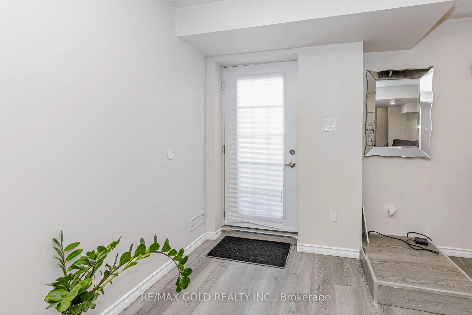 Photo 36 of 566 Bessborough Drive, Milton, Harrison — HOMEH