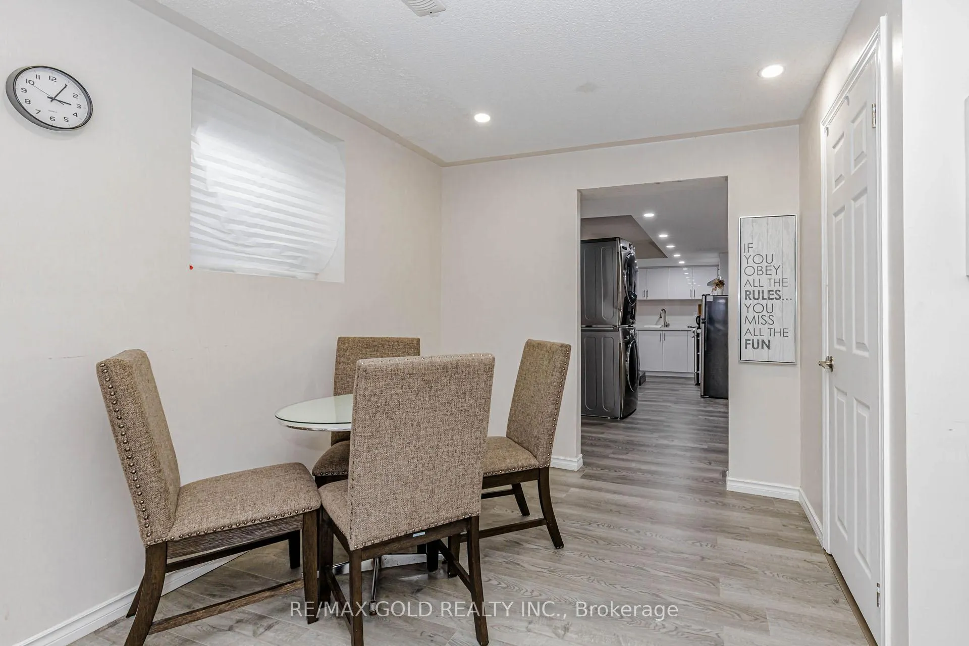 Photo 40 of 566 Bessborough Drive, Milton, Harrison — HOMEH