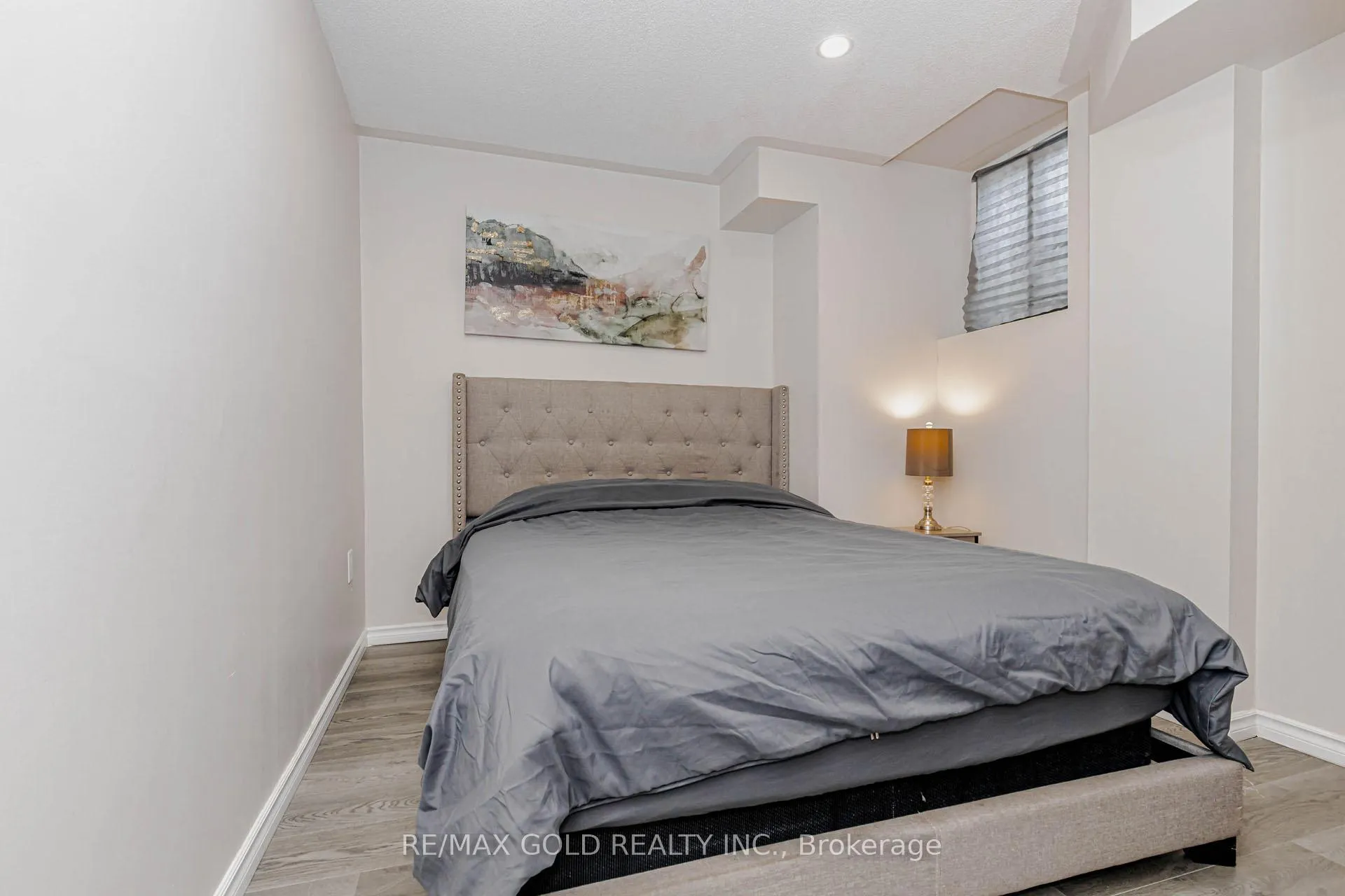 Photo 44 of 566 Bessborough Drive, Milton, Harrison — HOMEH