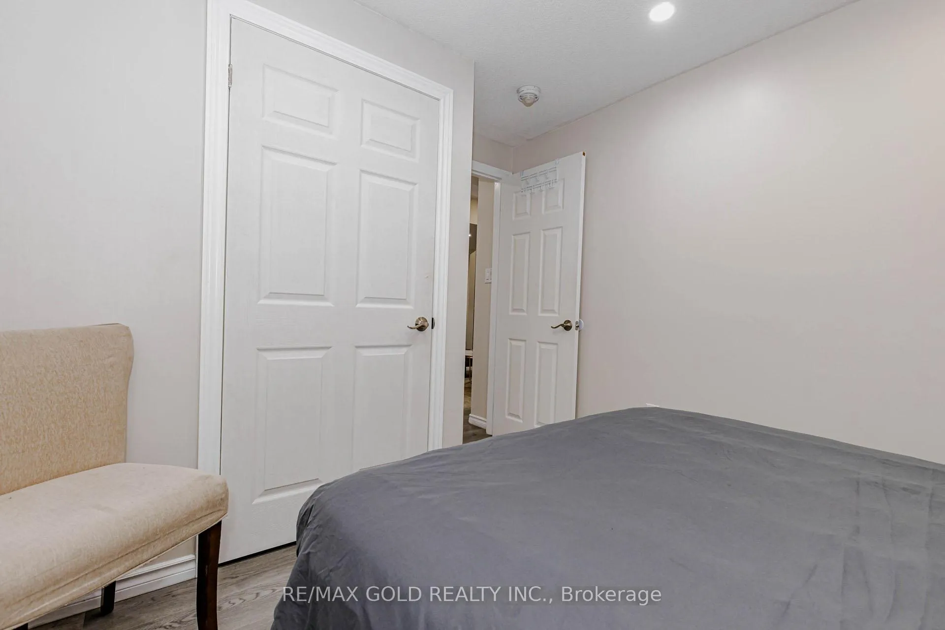 Photo 45 of 566 Bessborough Drive, Milton, Harrison — HOMEH