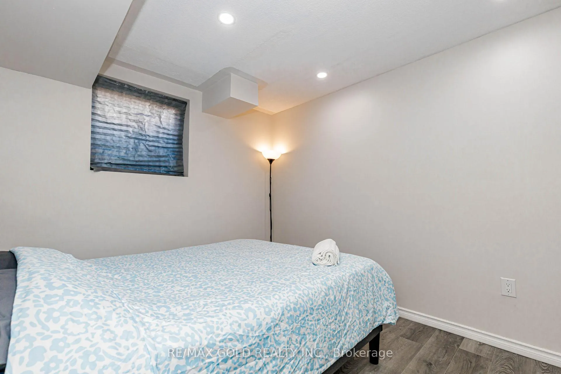 Photo 48 of 566 Bessborough Drive, Milton, Harrison — HOMEH