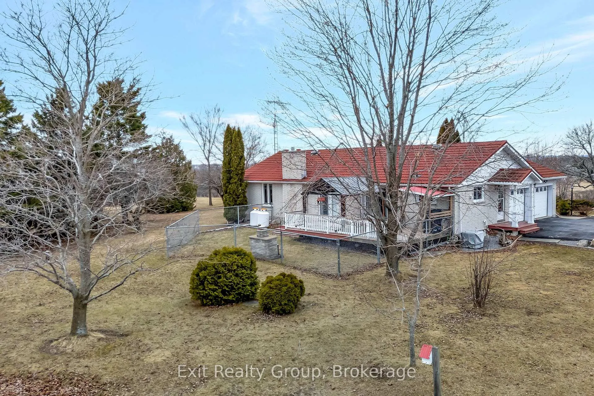 Photo 2 of 95 Boundary Road, Belleville, Thurlow Ward — HOMEH