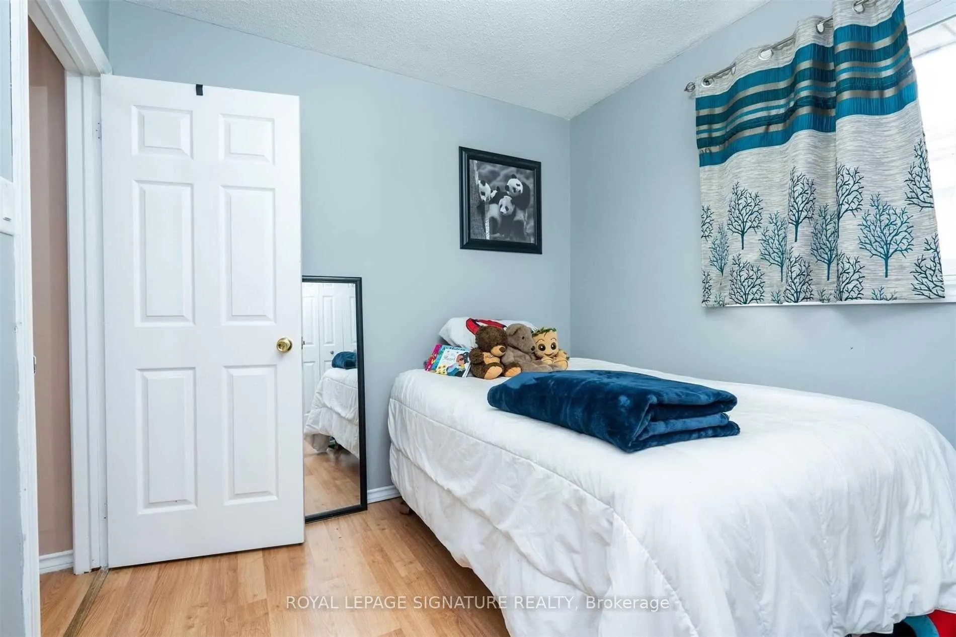 Photo 17 of Unit Upper, 52 Buchanan Crescent, Brantford — HOMEH