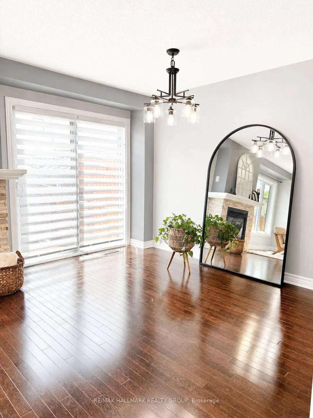Photo 3 of 659 Petrichor Crescent, Ottawa, Avalon West — HOMEH