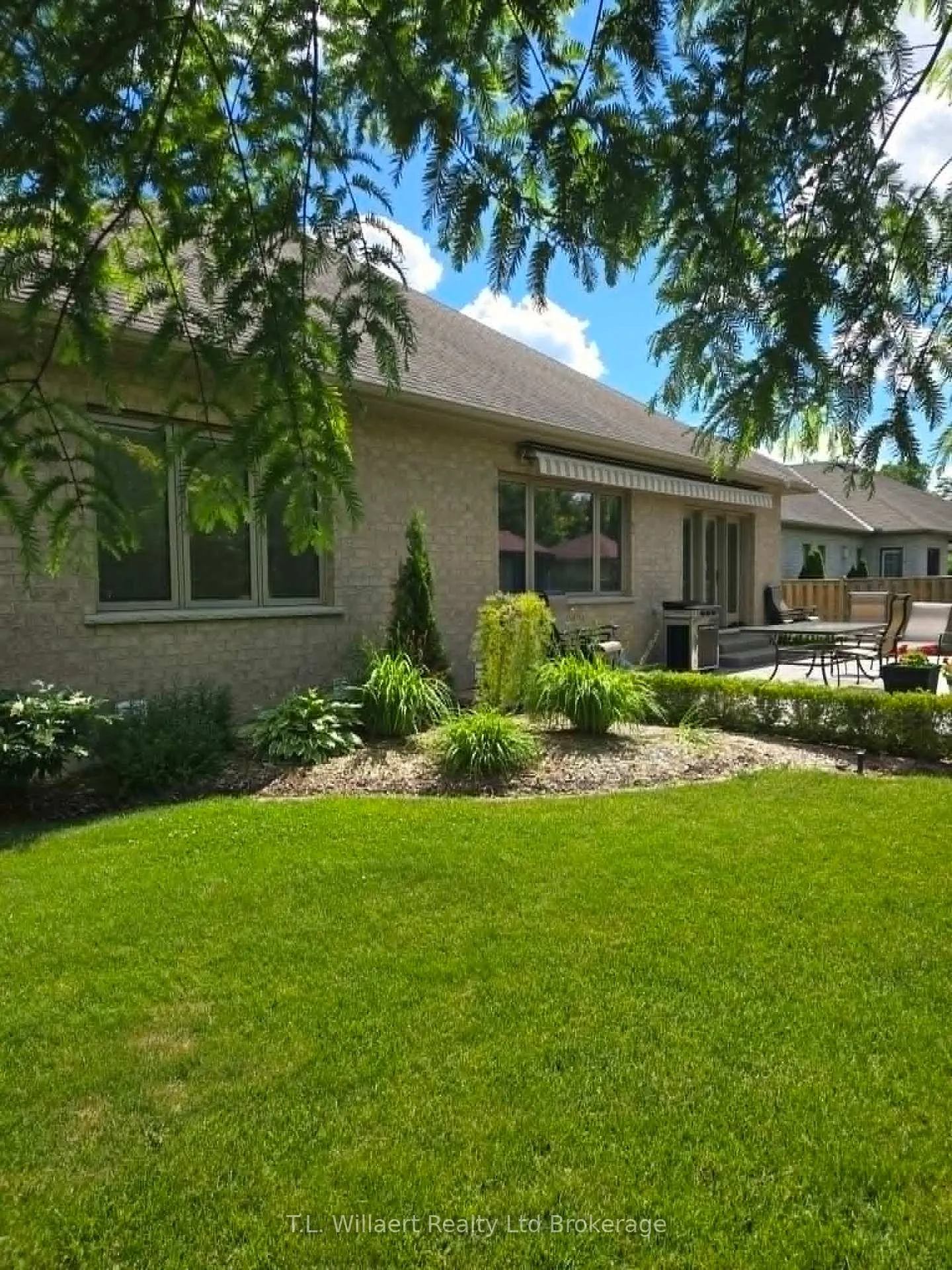 Photo 5 of 50 Wood Haven Drive, Tillsonburg — HOMEH