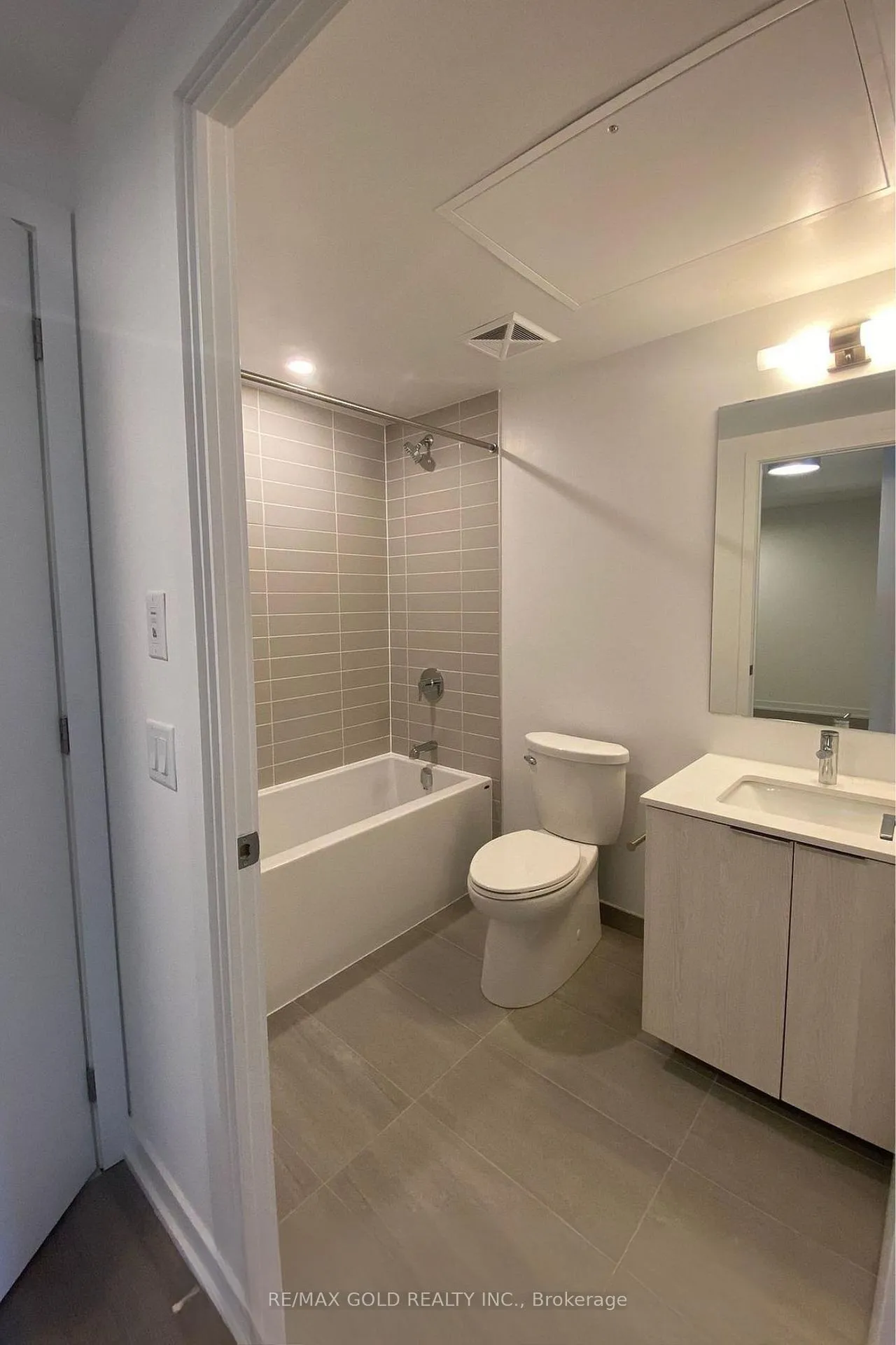 Photo 10 of Unit 1708, 357 King Street W, Toronto, Waterfront Communities — HOMEH
