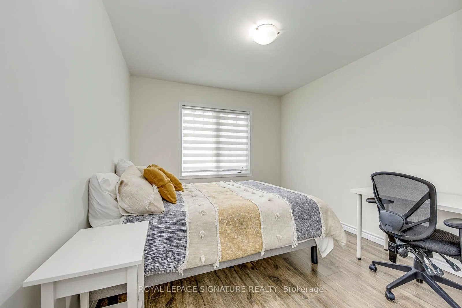 Photo 16 of 288 Murlock Heights, Milton, Ford — HOMEH