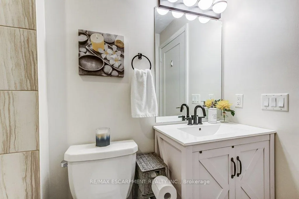 Photo 17 of Unit 201, 16 Concord Place, Grimsby, Grimsby Beach — HOMEH