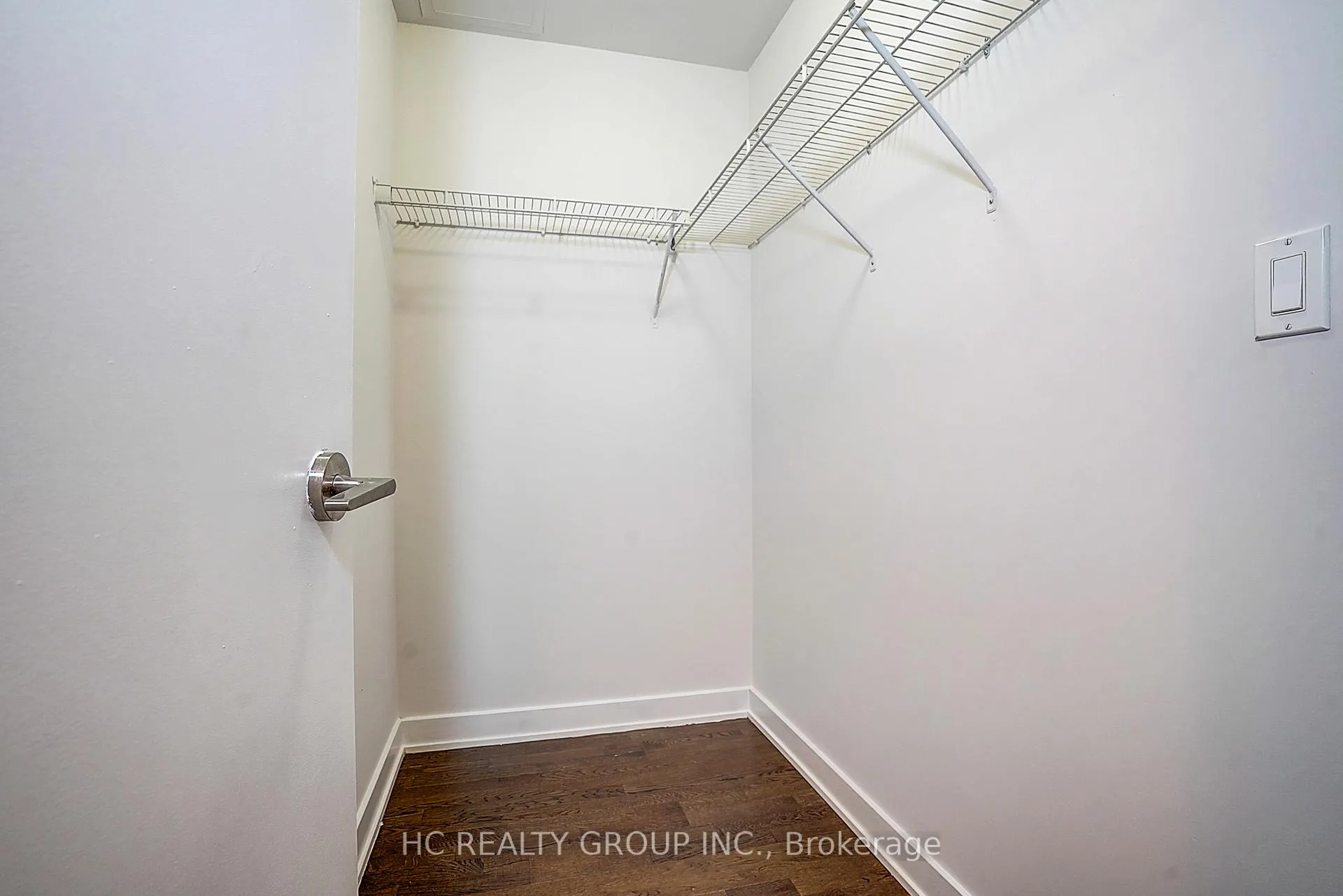 Photo 11 of Unit 705, 21 Nelson Street, Toronto, Waterfront Communities — HOMEH