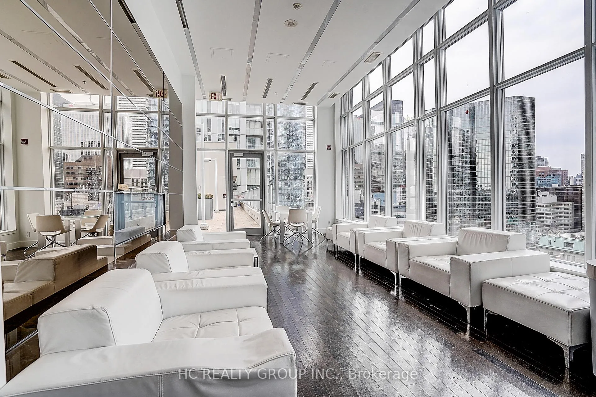 Photo 14 of Unit 705, 21 Nelson Street, Toronto, Waterfront Communities — HOMEH