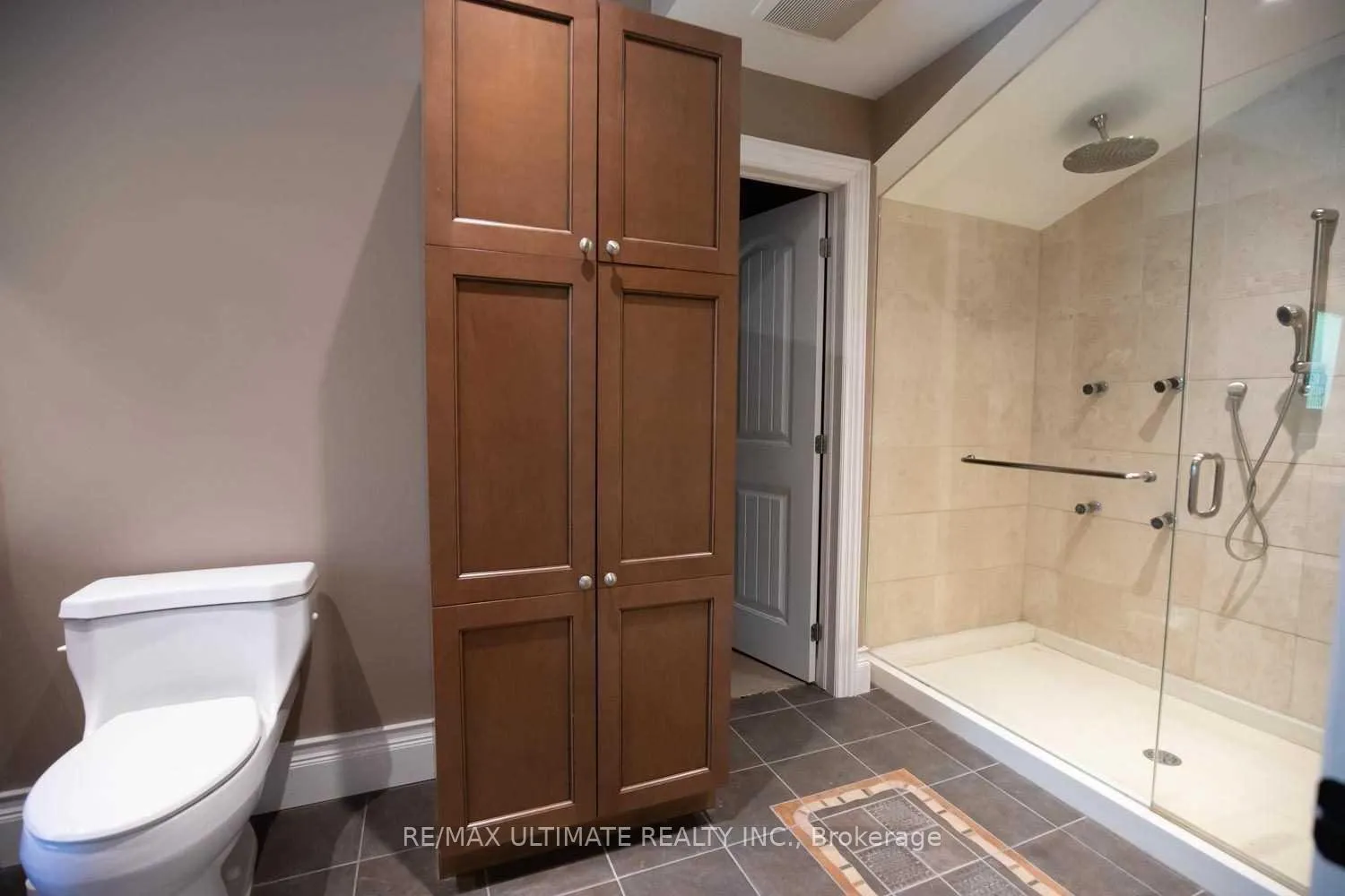 Photo 19 of 6472 Country Lane, Whitby, Rural Whitby — HOMEH