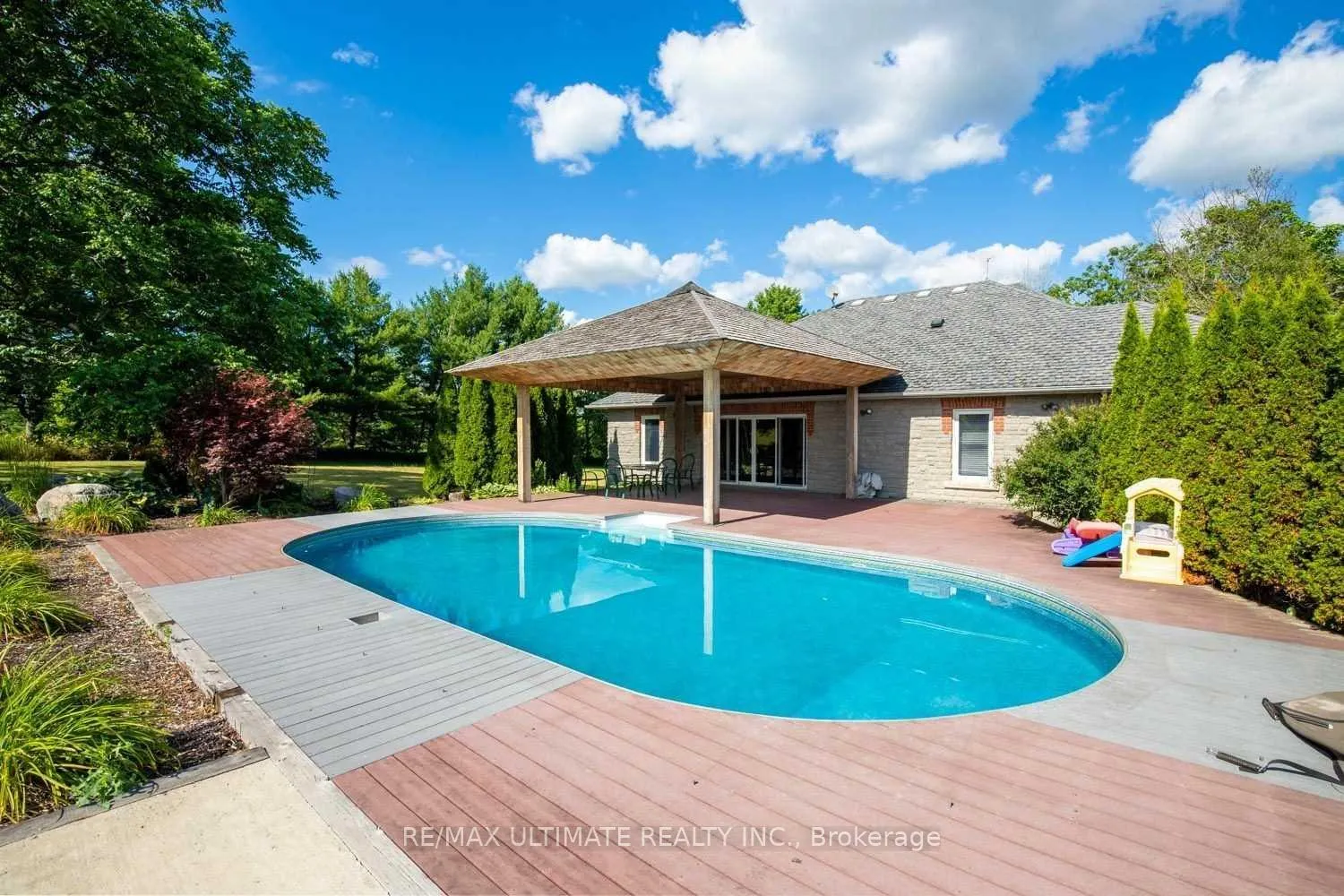 Photo 33 of 6472 Country Lane, Whitby, Rural Whitby — HOMEH