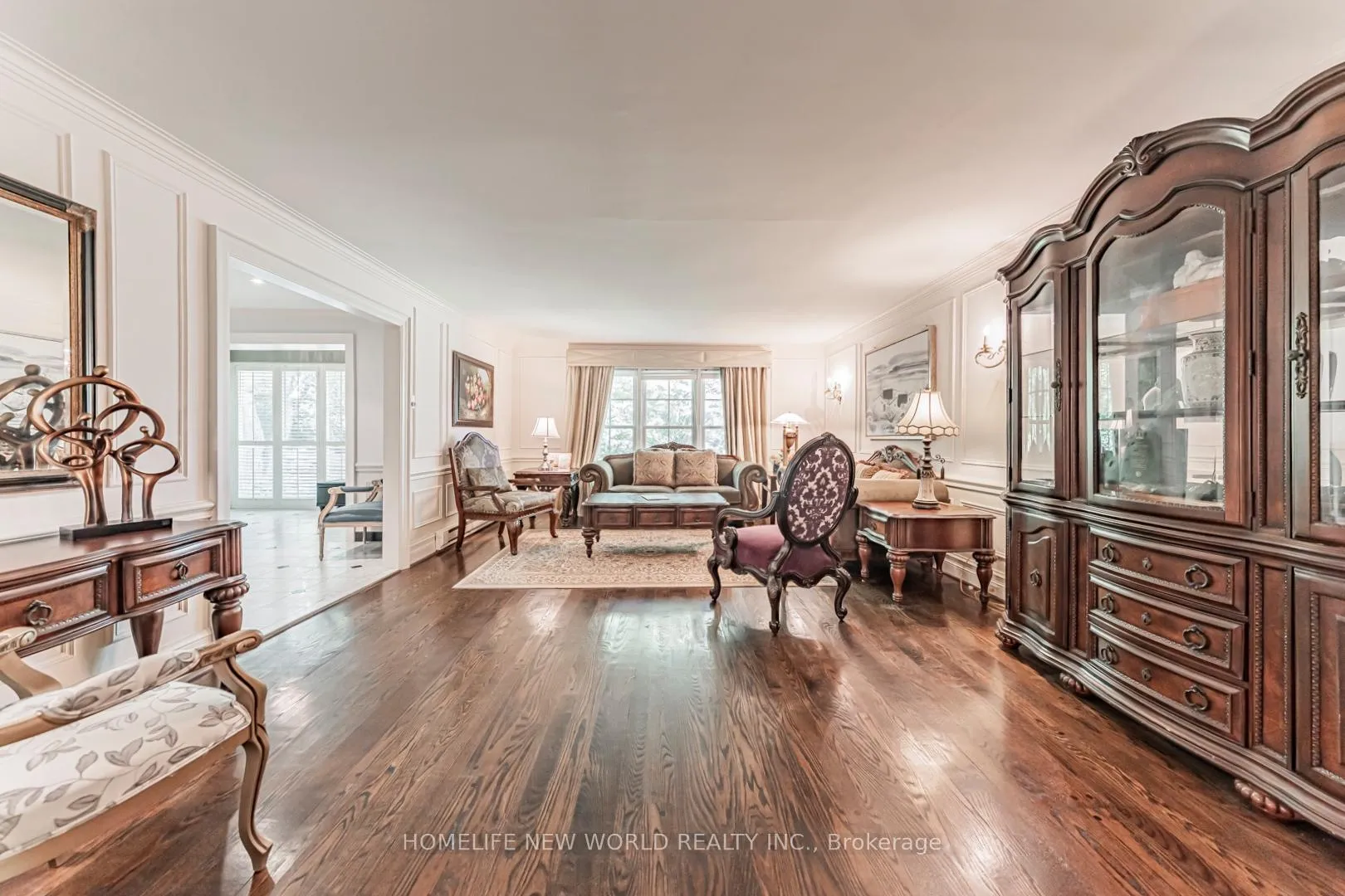 Photo 7 of 1 Campbell Crescent, North York, Bridle Path-Sunnybrook-York Mills — HOMEH