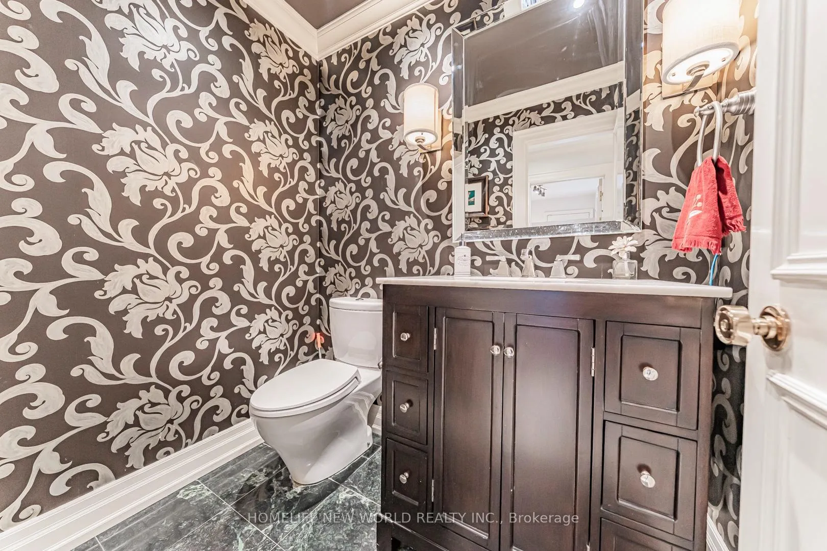 Photo 14 of 1 Campbell Crescent, North York, Bridle Path-Sunnybrook-York Mills — HOMEH