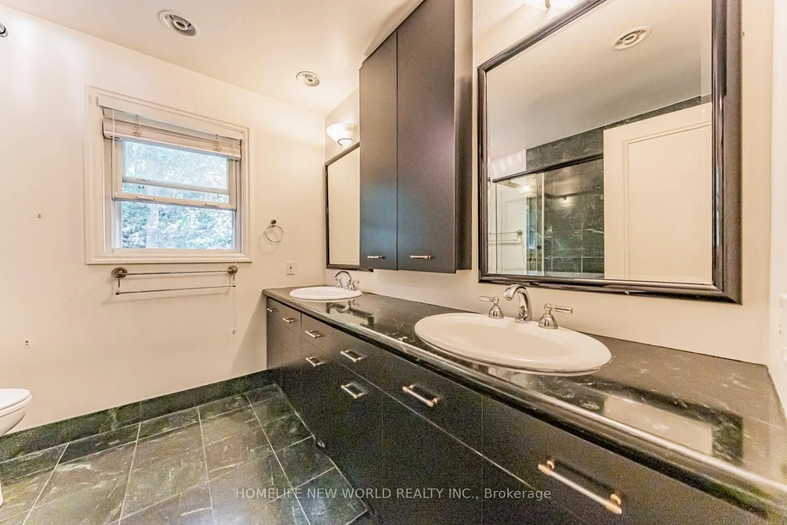Photo 20 of 1 Campbell Crescent, North York, Bridle Path-Sunnybrook-York Mills — HOMEH