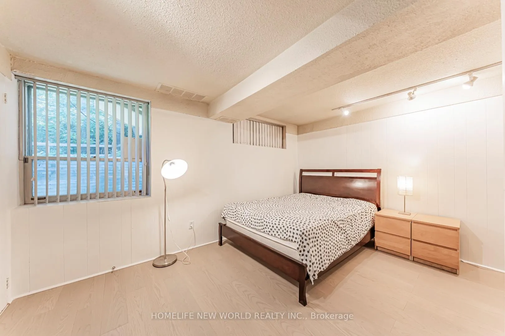 Photo 21 of 1 Campbell Crescent, North York, Bridle Path-Sunnybrook-York Mills — HOMEH