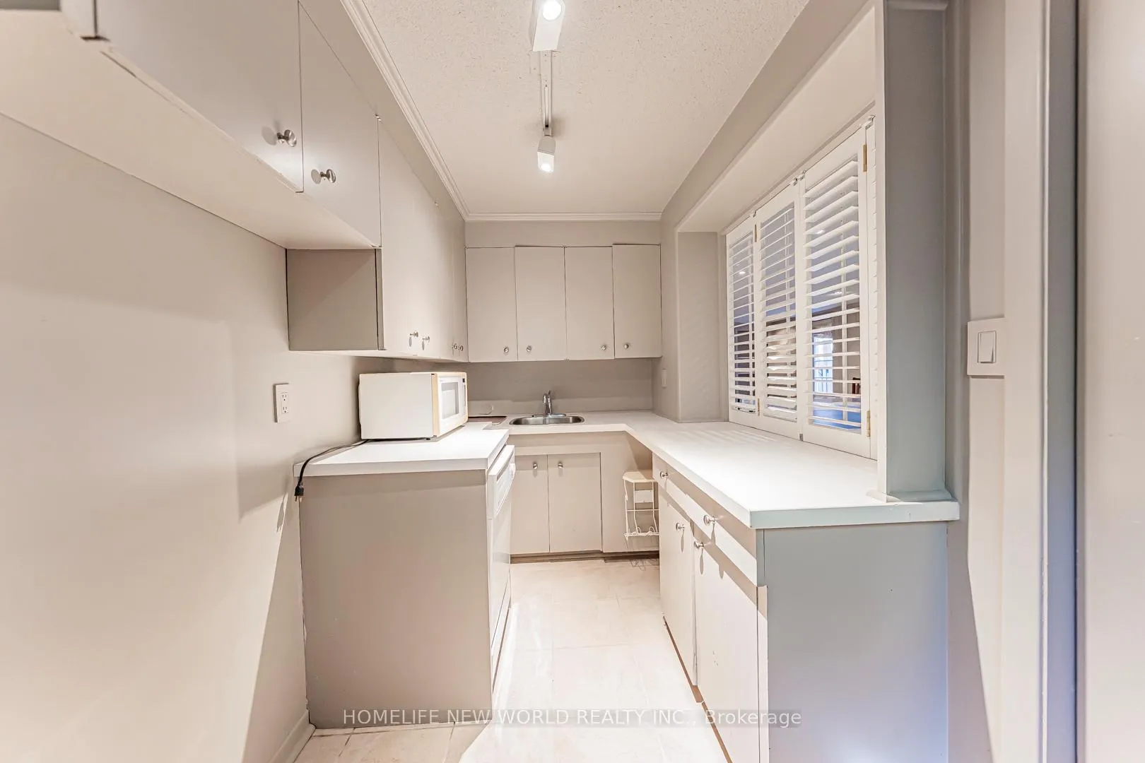 Photo 24 of 1 Campbell Crescent, North York, Bridle Path-Sunnybrook-York Mills — HOMEH
