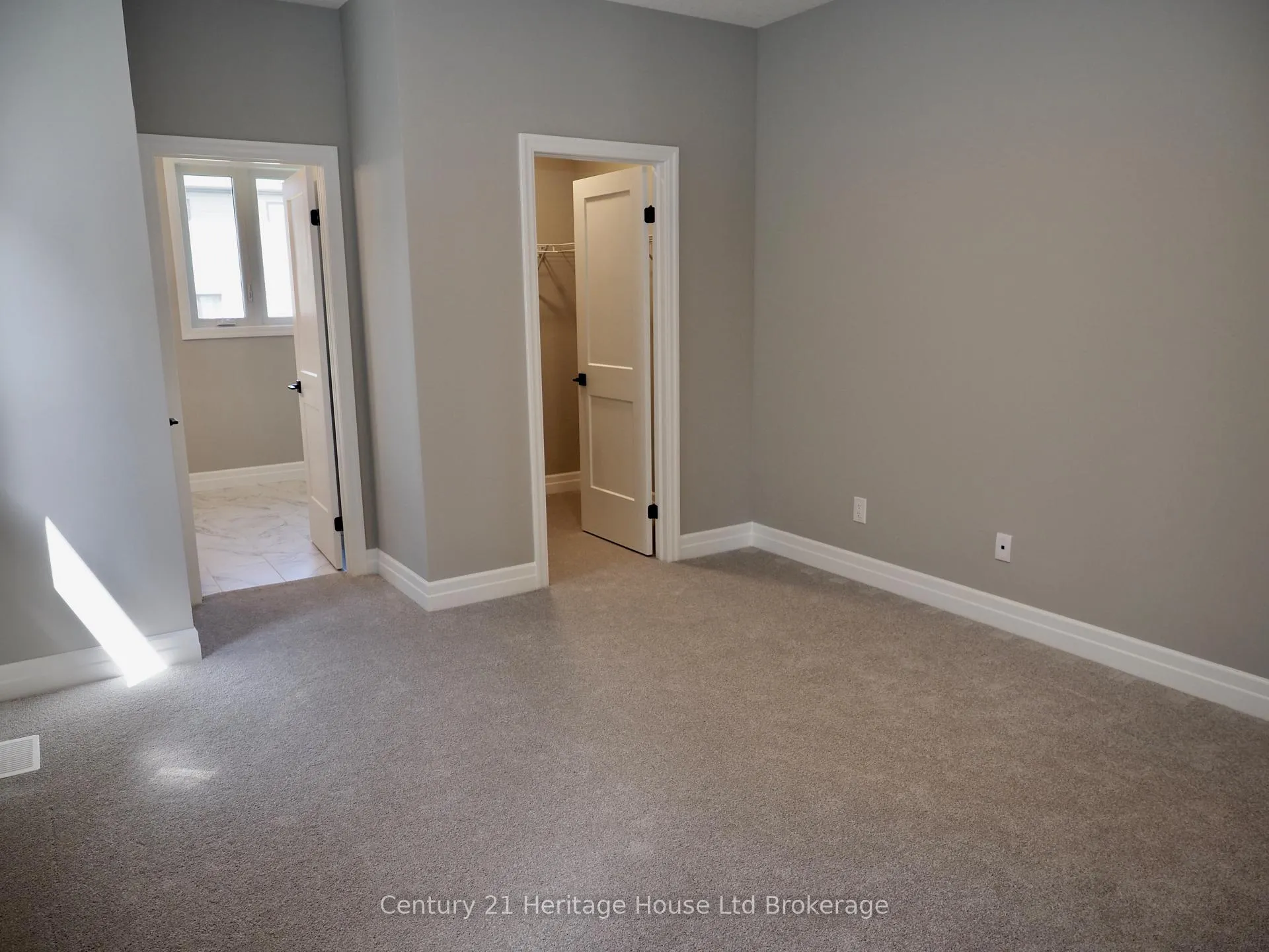 Photo 12 of 28 Sycamore Drive, Tillsonburg — HOMEH