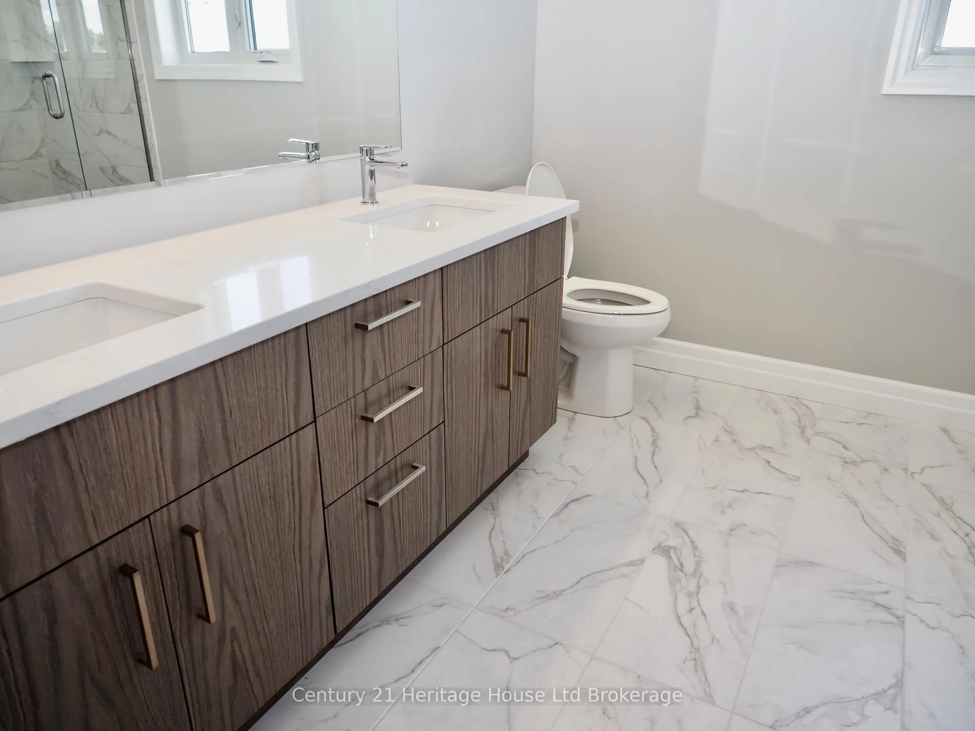 Photo 14 of 28 Sycamore Drive, Tillsonburg — HOMEH