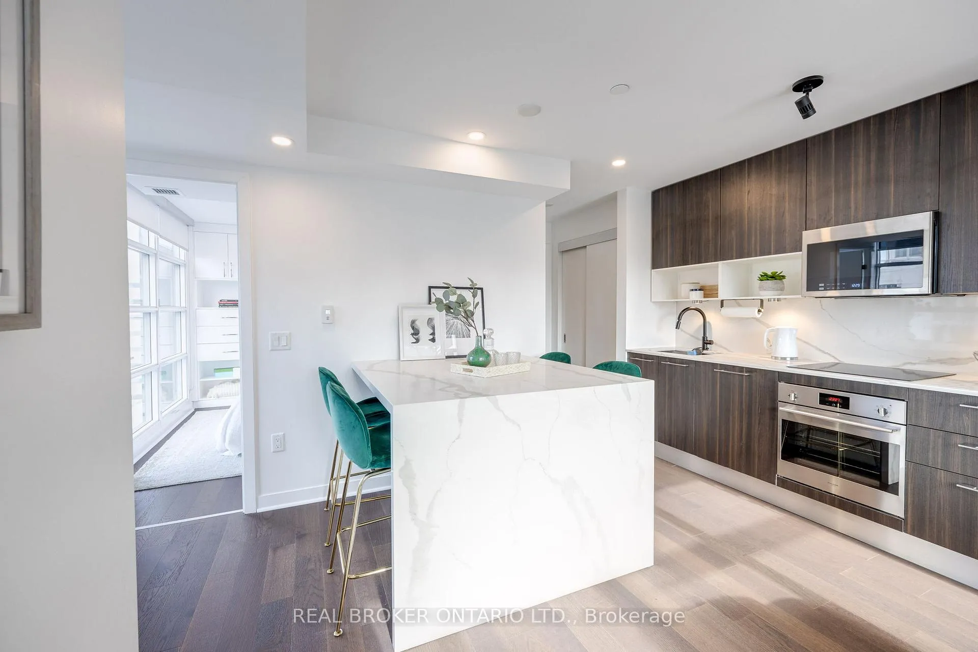 Photo 7 of Unit 1308, 501 Adelaide Street W, Toronto, Waterfront Communities — HOMEH