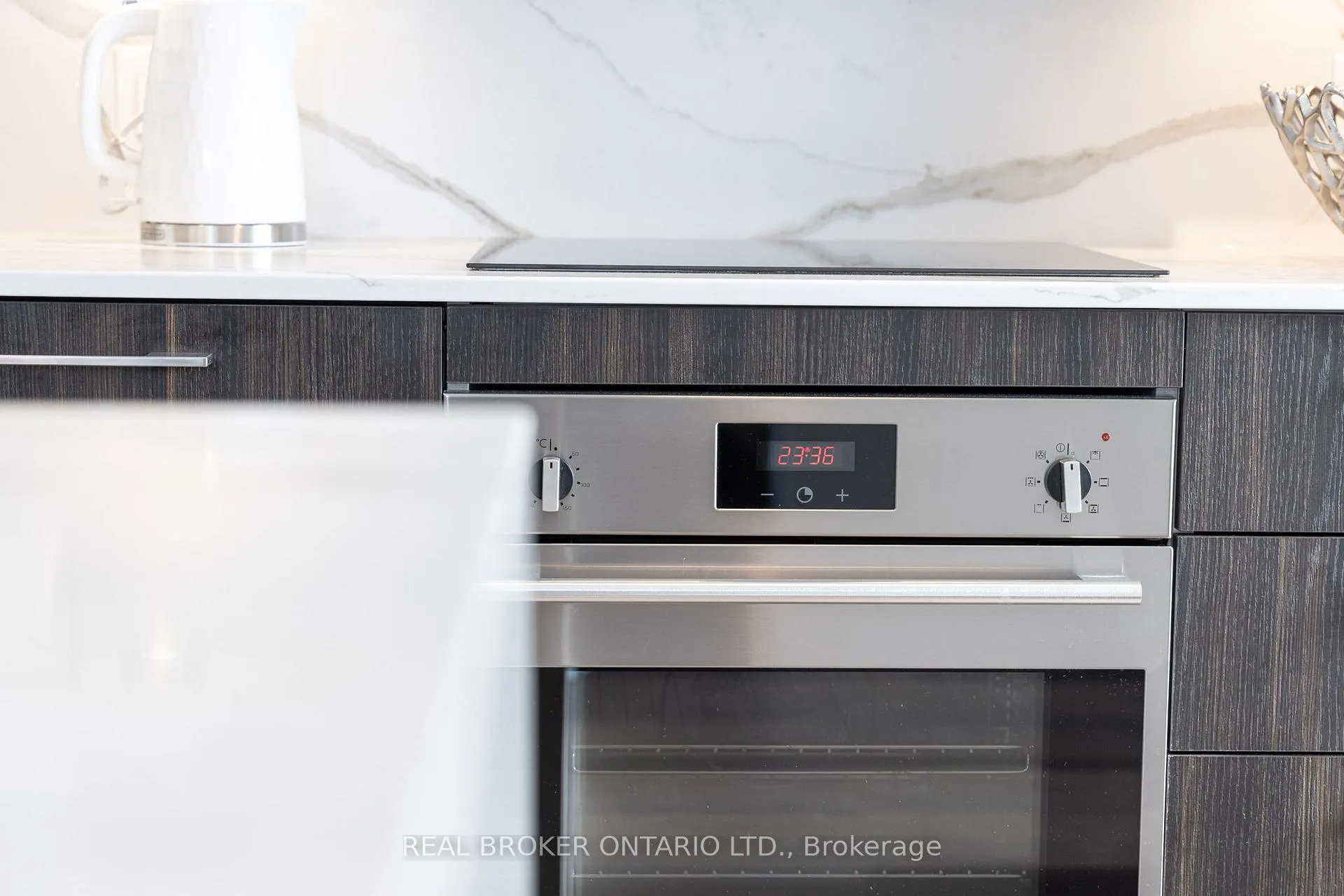 Photo 11 of Unit 1308, 501 Adelaide Street W, Toronto, Waterfront Communities — HOMEH