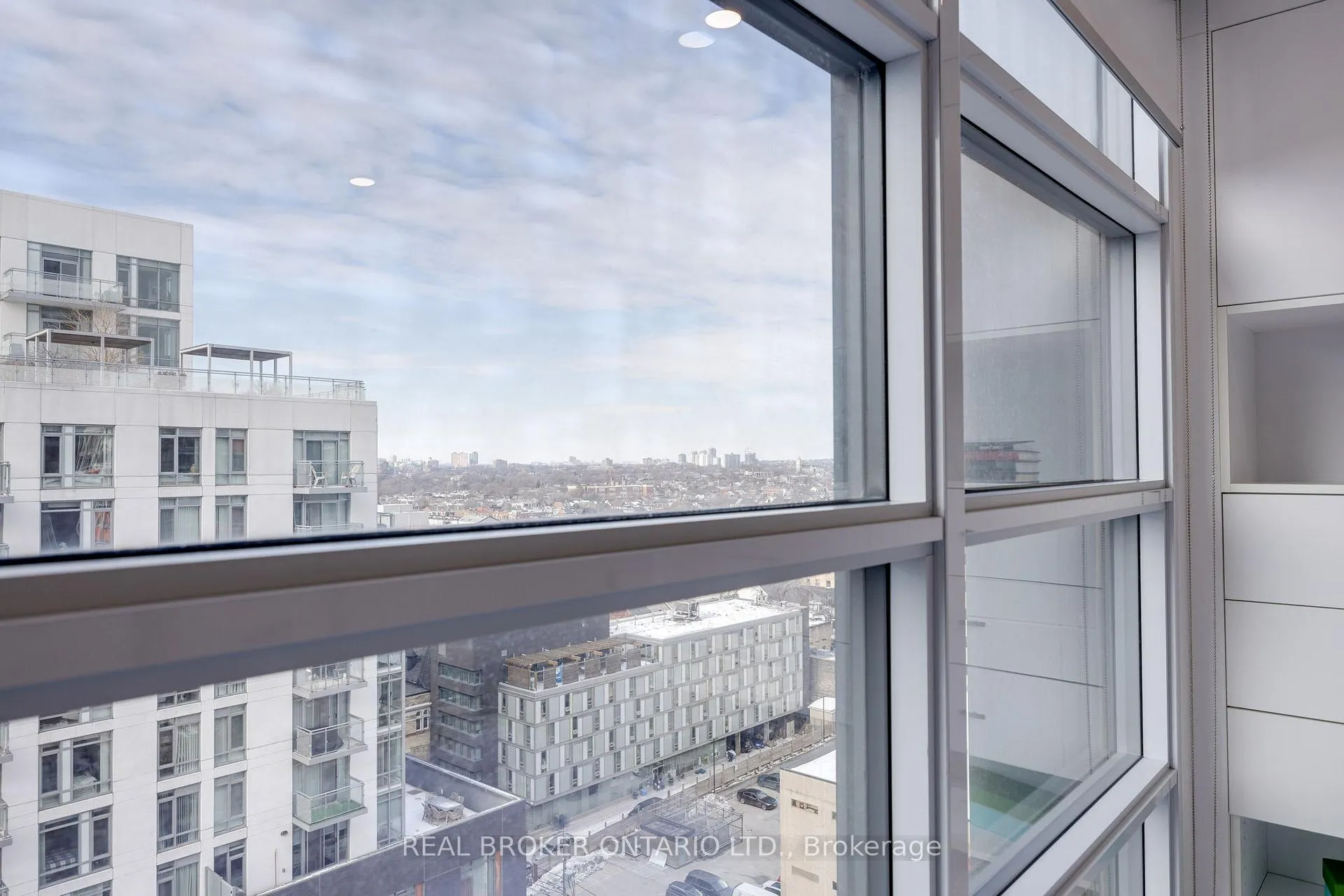 Photo 19 of Unit 1308, 501 Adelaide Street W, Toronto, Waterfront Communities — HOMEH