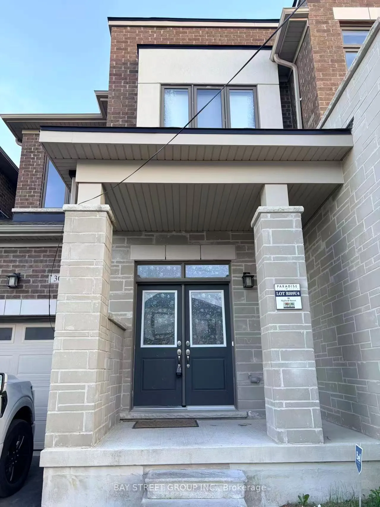 Front of 30 Sigford Street