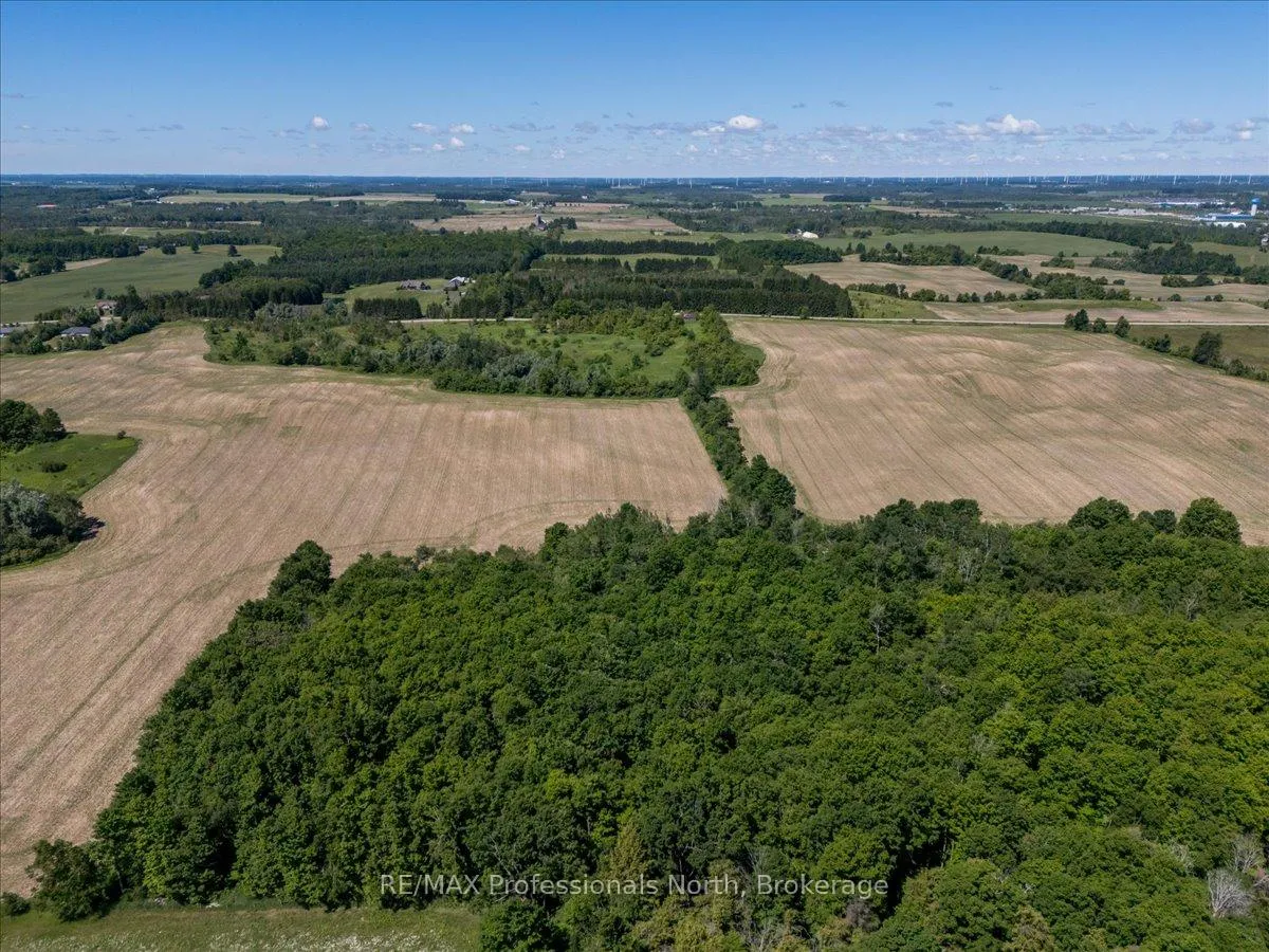 Photo 7 of 555463 Mono-Amaranth Townline, Mono, Rural Mono — HOMEH