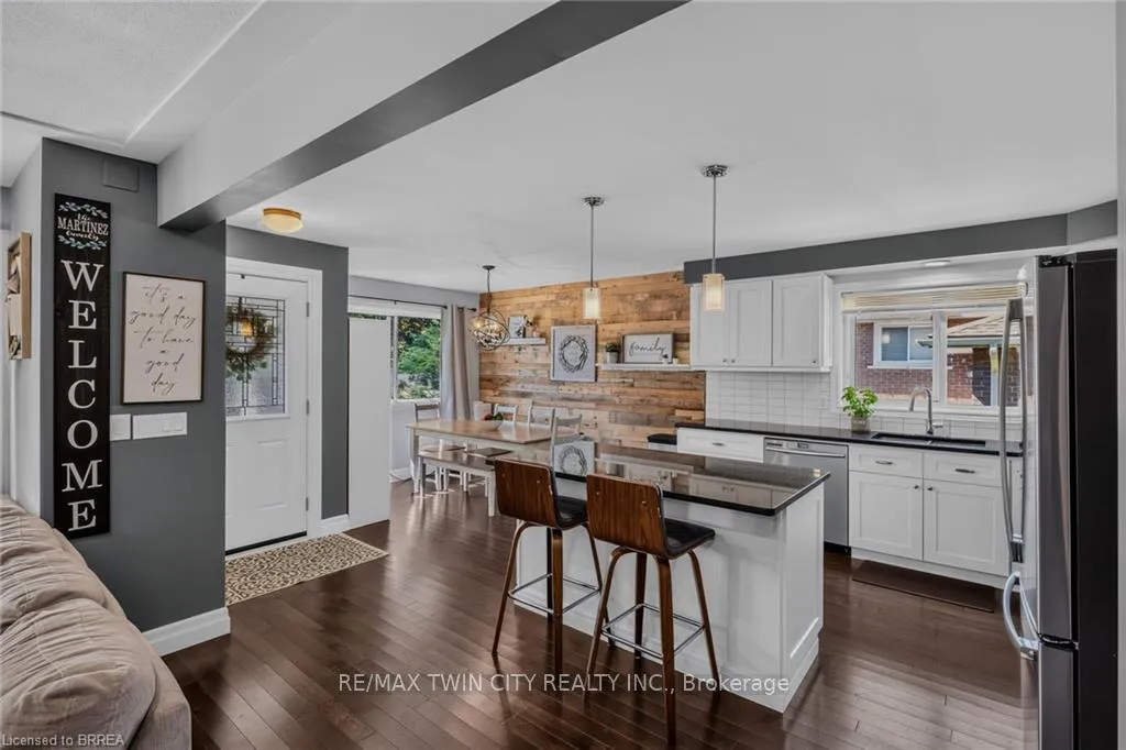 Photo 5 of 38 Brier Park Road, Brantford, Greenbrier — HOMEH