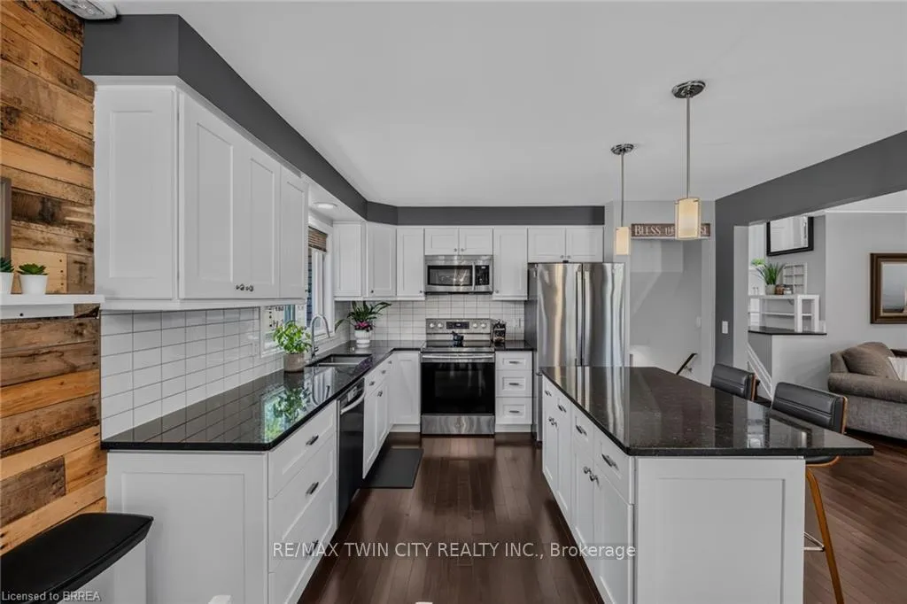 Photo 9 of 38 Brier Park Road, Brantford, Greenbrier — HOMEH