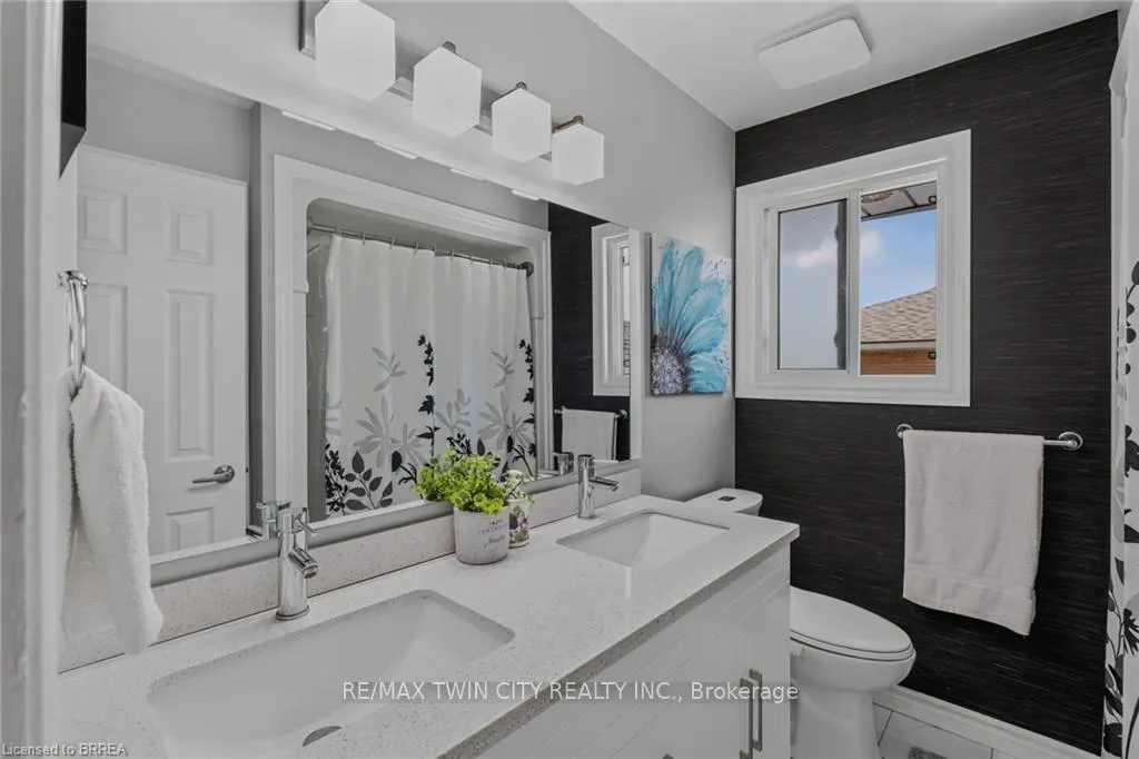 Photo 18 of 38 Brier Park Road, Brantford, Greenbrier — HOMEH