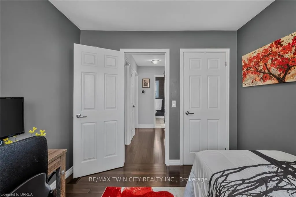 Photo 24 of 38 Brier Park Road, Brantford, Greenbrier — HOMEH