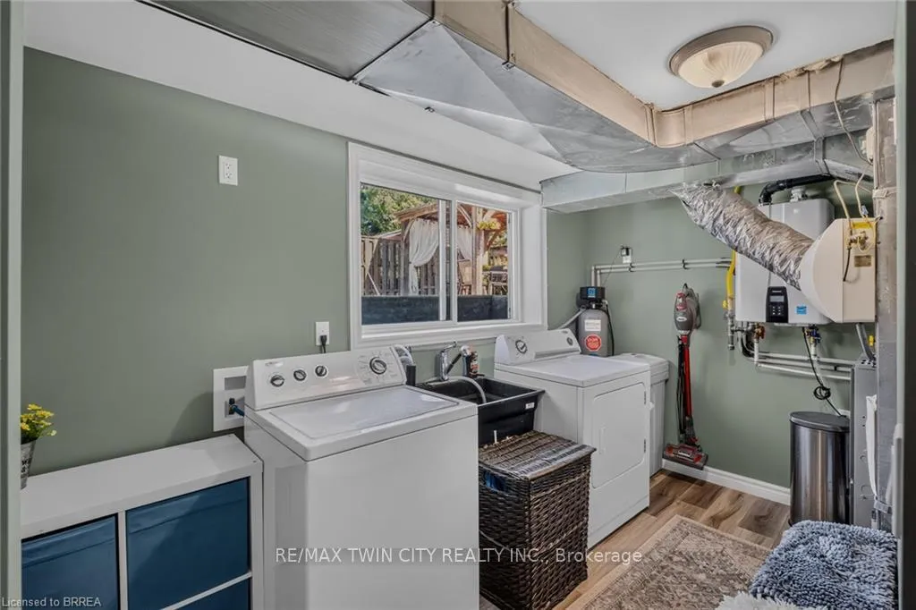 Photo 28 of 38 Brier Park Road, Brantford, Greenbrier — HOMEH
