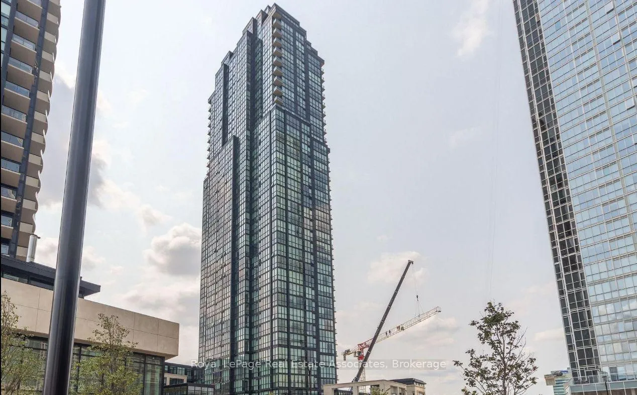 Photo 14 of Unit 3507, 2910 Hwy 7, Vaughan, Concord — HOMEH