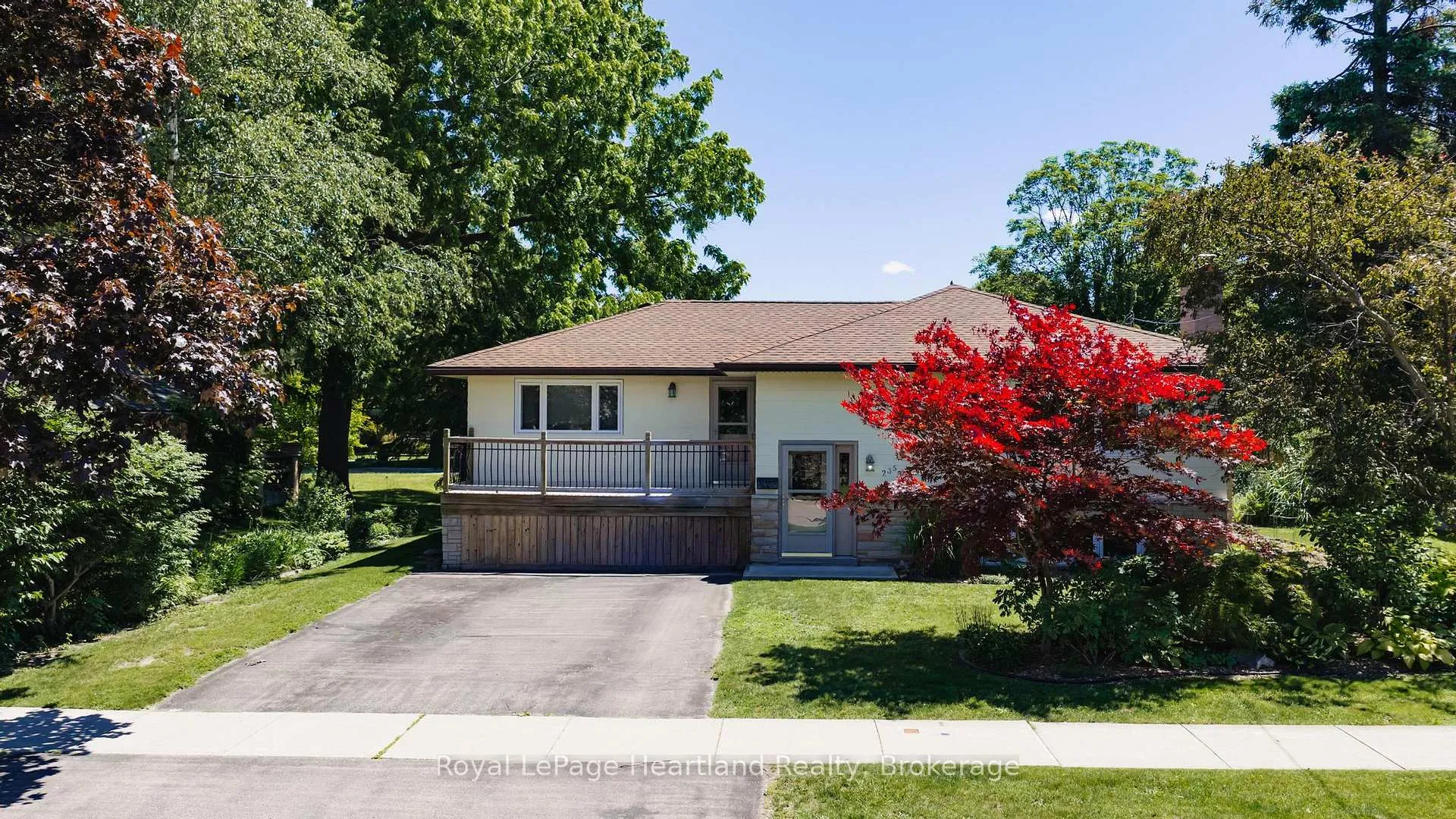 Photo 1 of 235 Hincks Street, Goderich, Goderich (Town) — HOMEH
