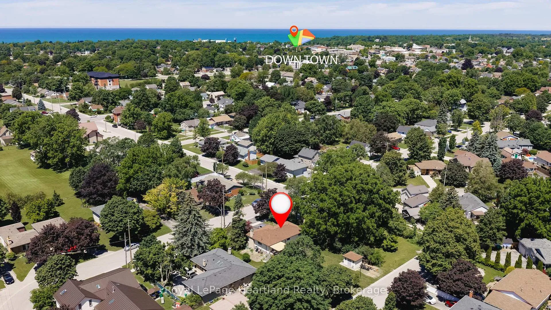 Photo 2 of 235 Hincks Street, Goderich, Goderich (Town) — HOMEH