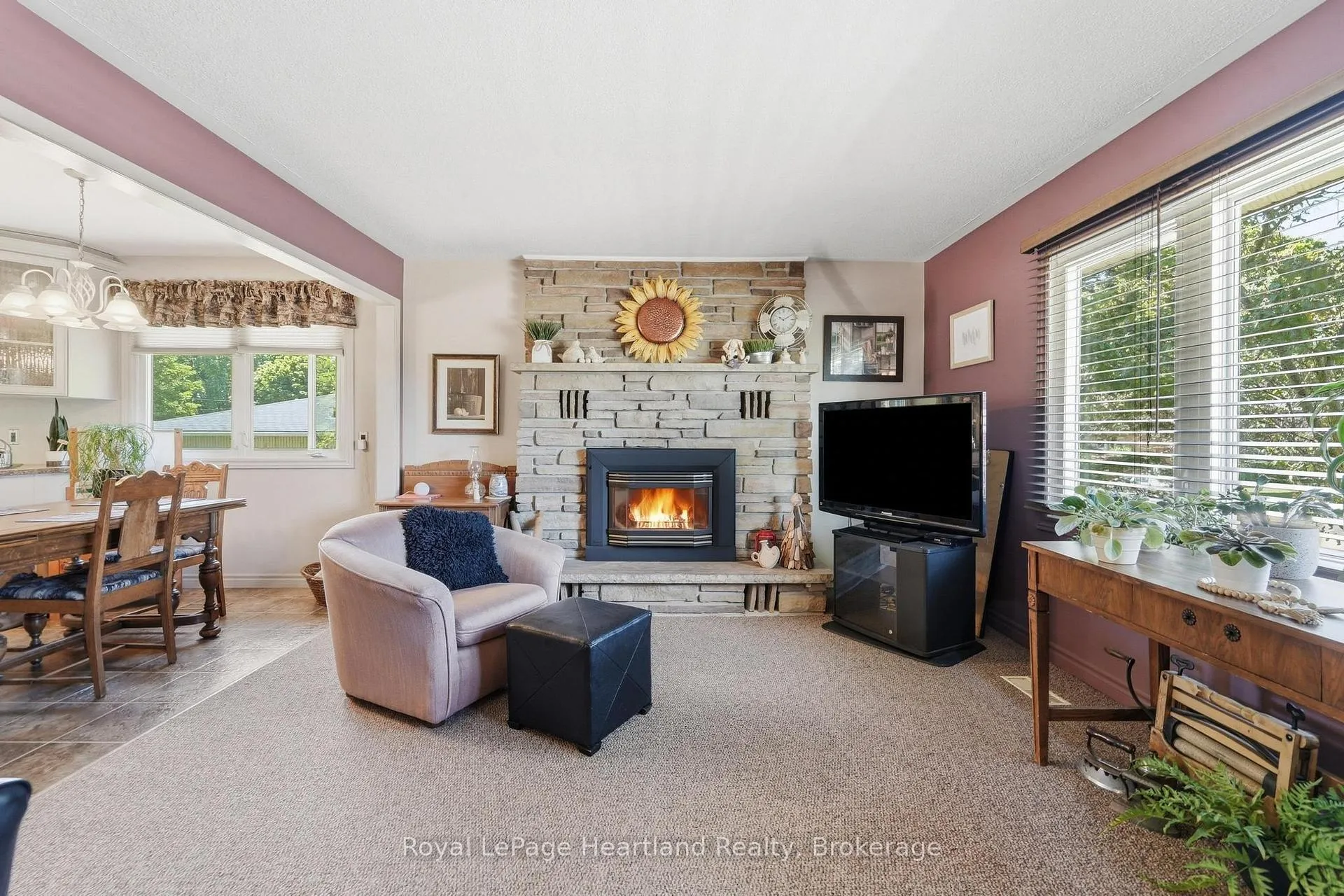 Photo 5 of 235 Hincks Street, Goderich, Goderich (Town) — HOMEH