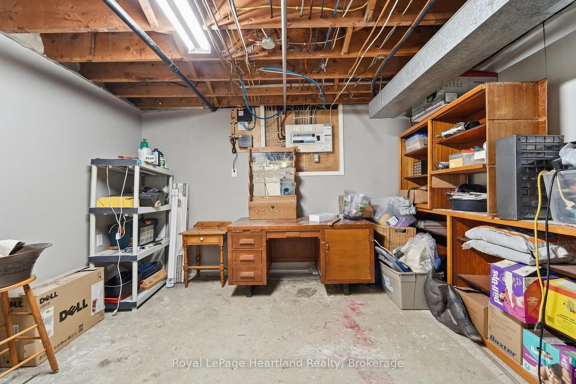 Photo 29 of 235 Hincks Street, Goderich, Goderich (Town) — HOMEH