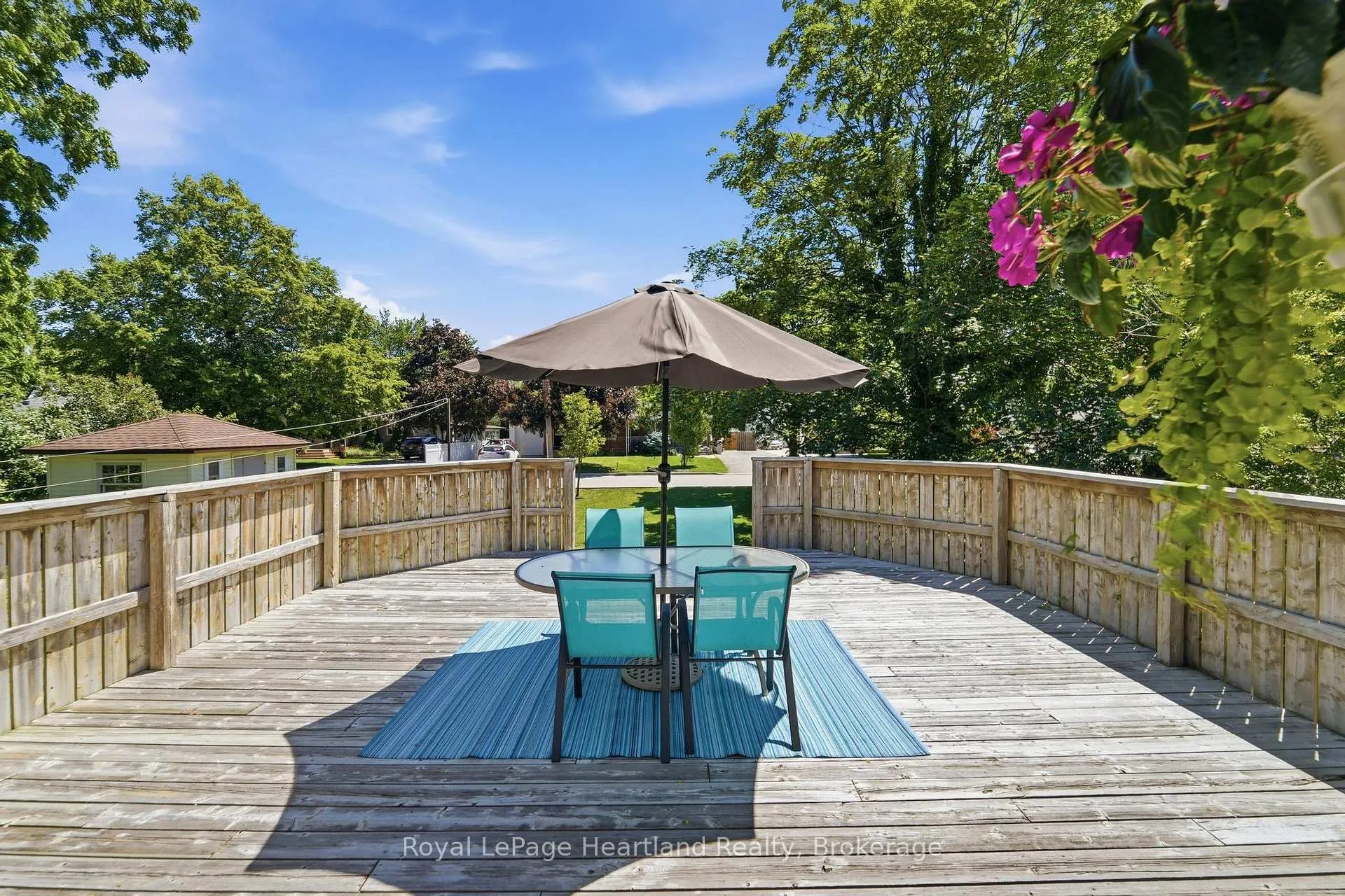 Photo 34 of 235 Hincks Street, Goderich, Goderich (Town) — HOMEH