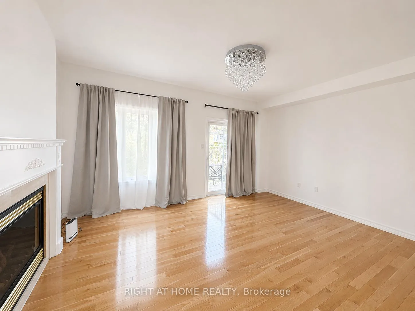 Photo 7 of 20 Spring Arbour Road, Vaughan, Patterson — HOMEH