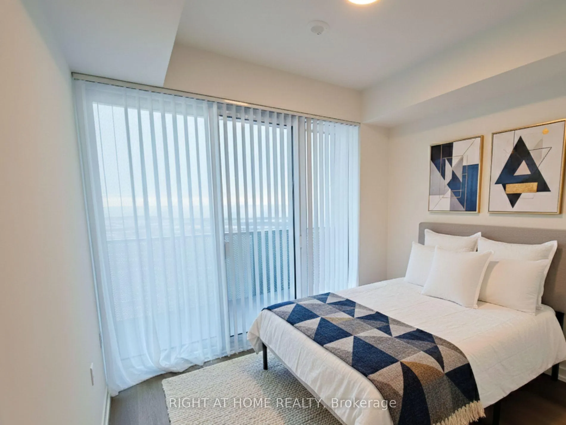 Photo 18 of Unit 4005, 55 Cooper Street, Toronto, Waterfront Communities — HOMEH