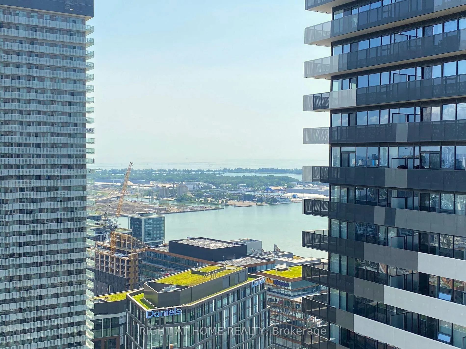 Photo 22 of Unit 4005, 55 Cooper Street, Toronto, Waterfront Communities — HOMEH