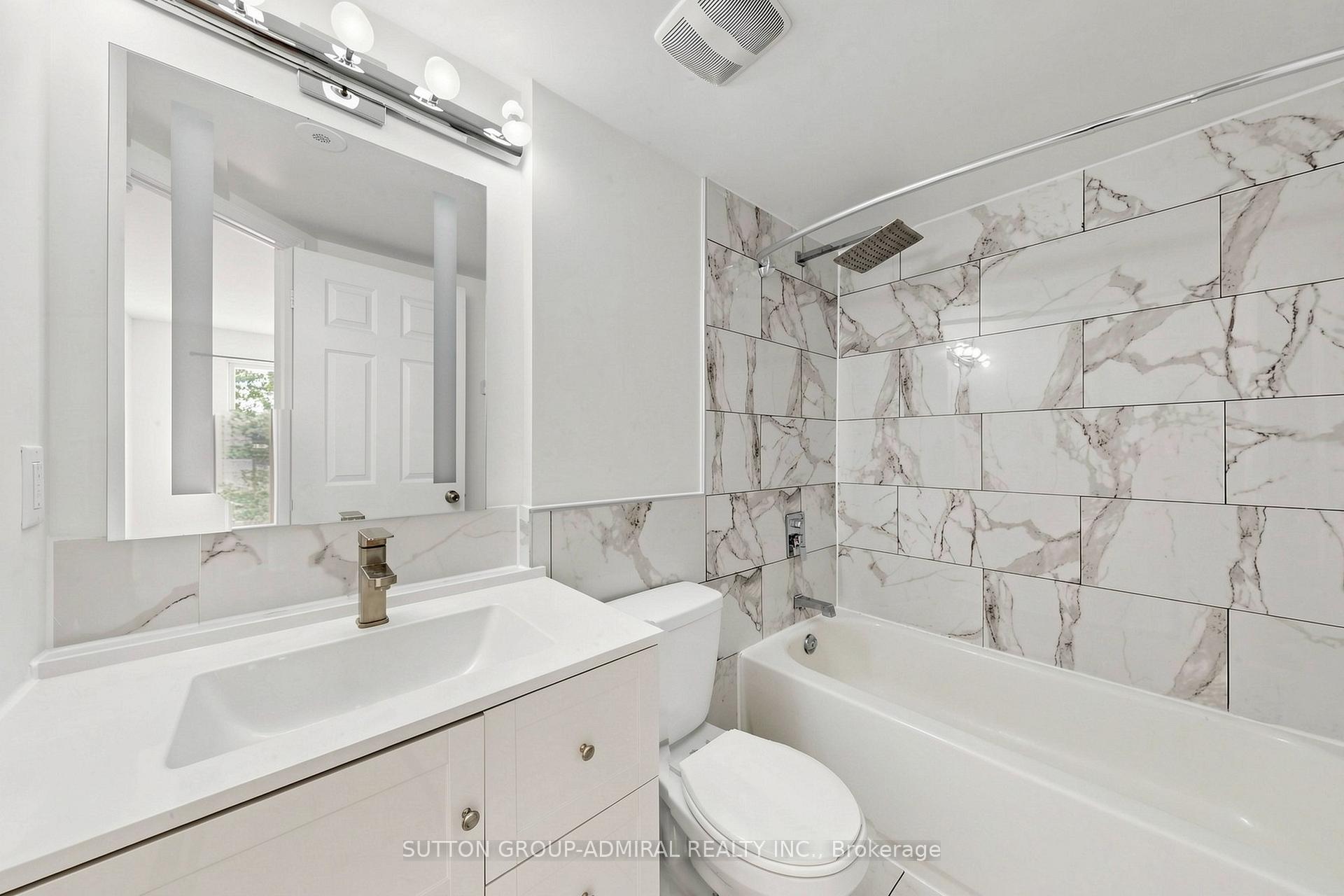 Photo 12 of 115 George Appleton Way, North York, Downsview-Roding-CFB — HOMEH